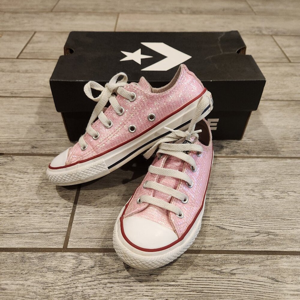 Pink Converse